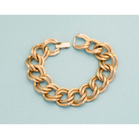 Vintage Gold Bracelet 6.5 Inches by Avon E15 - Picture 1 of 3